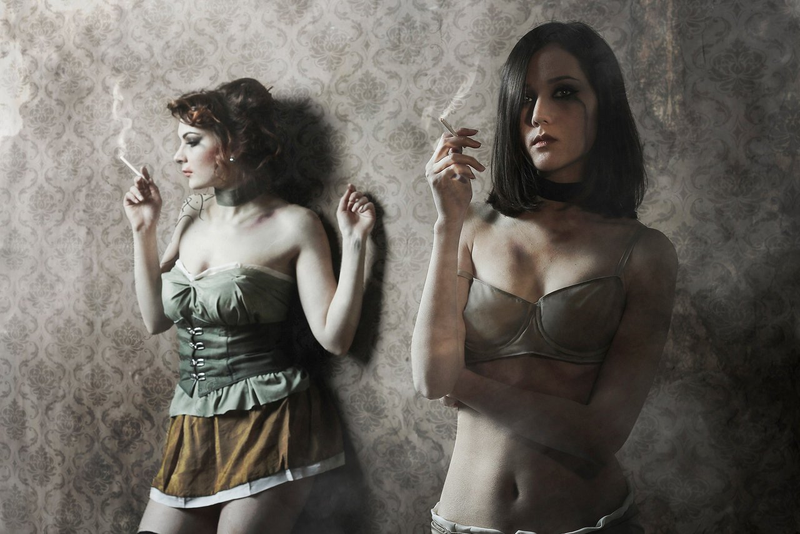 Illustration for article titled Dishonored's Seedier Side Brought To Life Through Cosplay